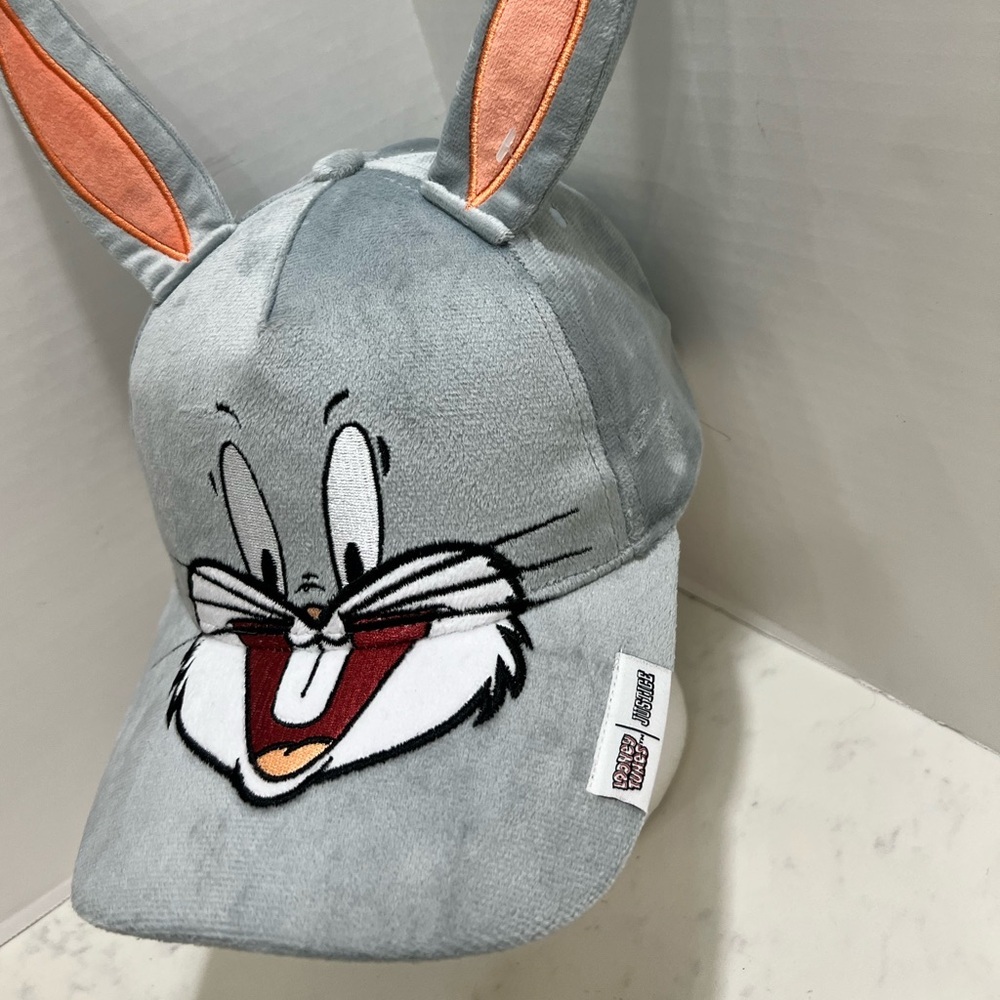 GRAY BUGS BUNNY CAP WITH EARS. LOONEY TOONS brand new without tags. UNISEX - Picture 6 of 10
